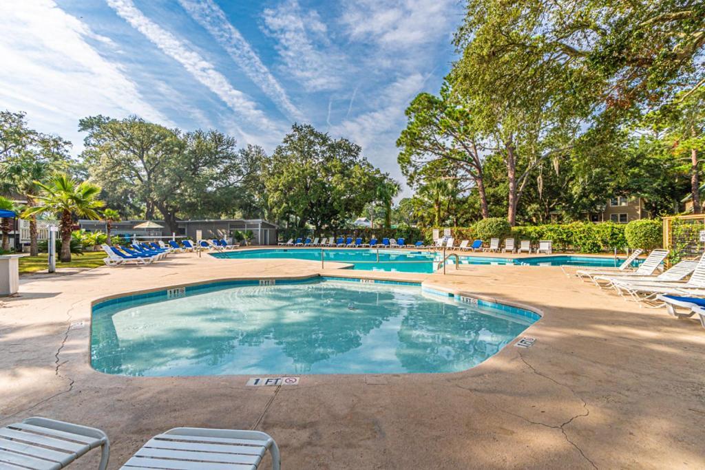 1686 Bluff Villas Renovated Sleeps 8 Walk To Salty Dog Sea Pines Île de Hilton-Head Extérieur photo
