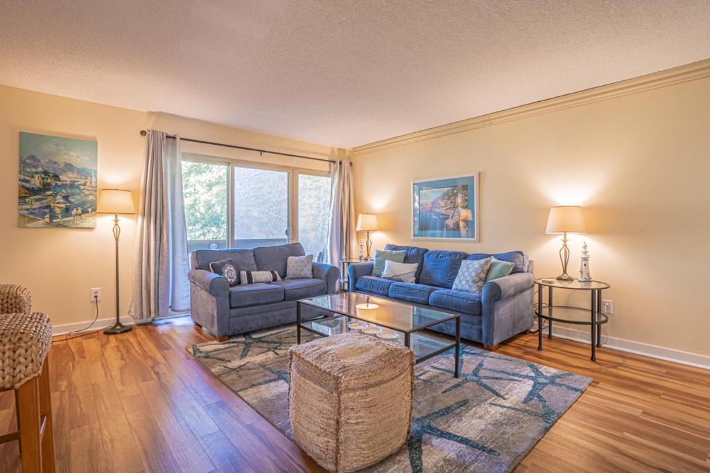 1686 Bluff Villas Renovated Sleeps 8 Walk To Salty Dog Sea Pines Île de Hilton-Head Extérieur photo