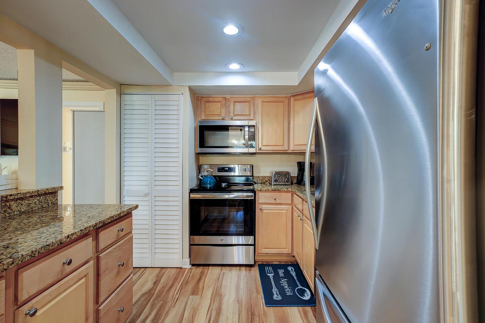 1686 Bluff Villas Renovated Sleeps 8 Walk To Salty Dog Sea Pines Île de Hilton-Head Extérieur photo